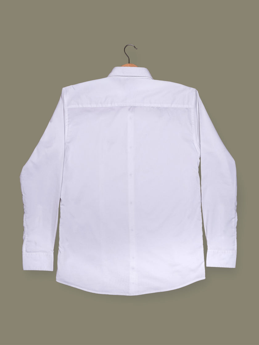 White Solid Polyester Blend Regular Fit Shirt