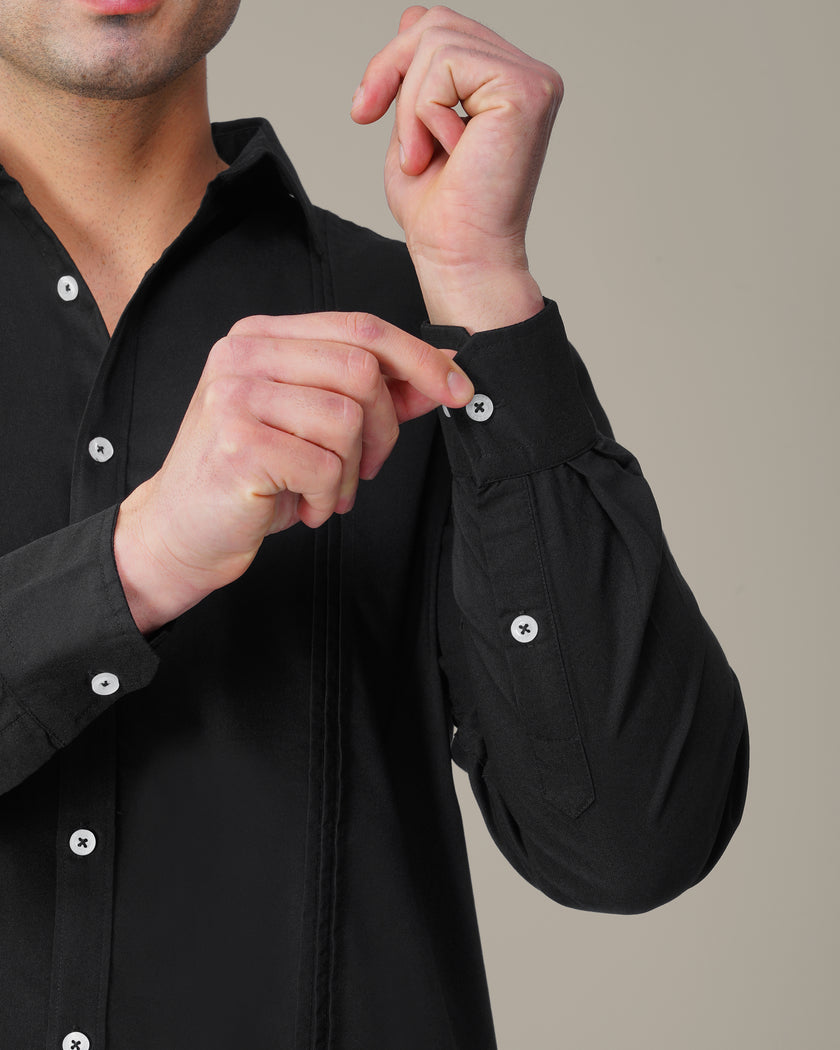 Black Solid Polyester-Lycra Blend Classic Fit Shirt