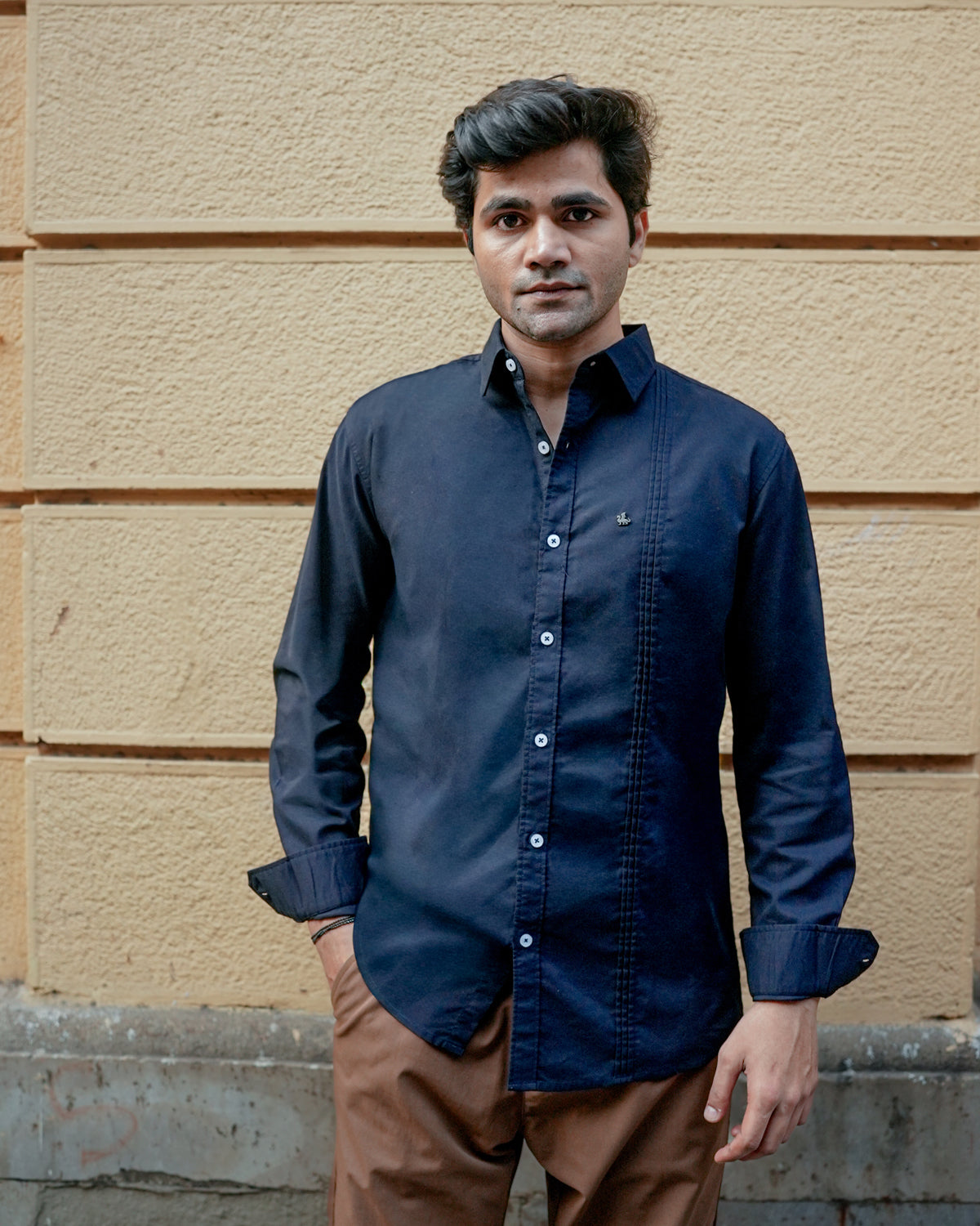 Navy Solid Polyester-Lycra Blend Regular Fit Shirt