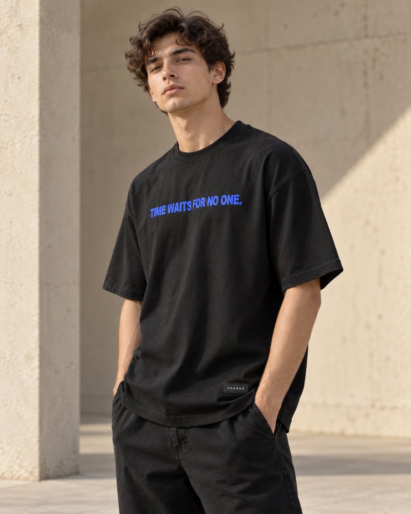 The Black Graphic Tee - Pure Cotton · Boxy Fit
